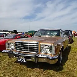 Pre-facelift Granada Ghia sedan