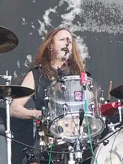 Fish performing with Rob Zombie in 2014