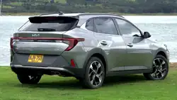 Rear view (hatchback)