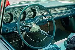 1959 Pontiac dashboard