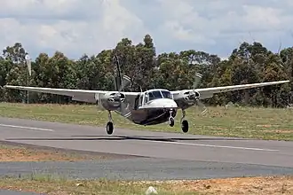 From 1955, the 680 has Supercharged 340–380 hp (250–280 kW) Lycoming GSO-480s.