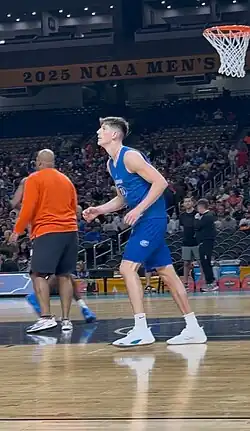 Alex Condon practicing ahead of the 2025 Final Four in San Antonio at the Alamodome