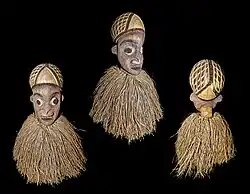 Crest mask - 1935 MHNT