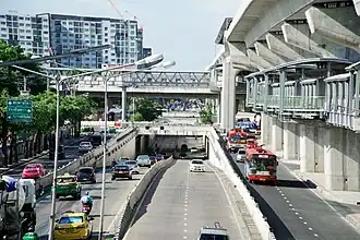 Sukhumvit Line viaduct at Lak Si roundabout.