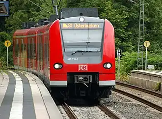 Rhine-Neckar S-Bahn class 425 set in Heidelberg-Schlierbach/Ziegelhausen