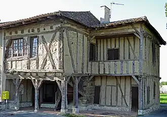 A timbered house in Cavarc