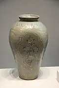Chrysanthemum on early Goryeo Dynasty celadon vase (918–1392)