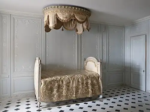 Lit à la polonaise (Polish-style bed), Salle de Bains, Versailles