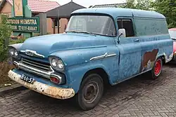 1958 Chevrolet 3100 Apache Suburban