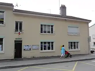 The town hall in Crévéchamps