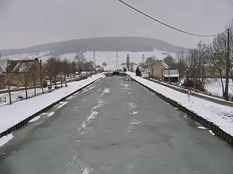 Lock on the Canal de Bourgogne