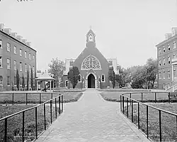 Dahlgren Chapel ca. 1904 showing a grass lawn in the quadrangle