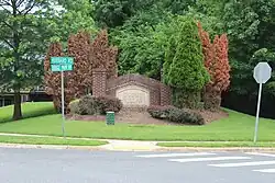 Sign for the Dodge Villas neighborhood