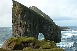 Drangarnir with Tindhólmur visible behind it (2005)