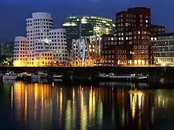 Neuer Zollhof - Düsseldorf, Germany (1998)