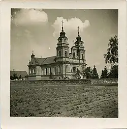 Between 1941 and 1944