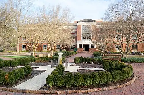 Square in front of Swem Library