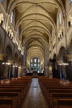 The nave facing the choir