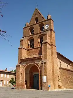 The church in Fontenilles