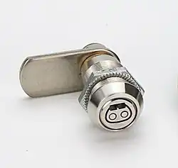 Electronic cam lock
