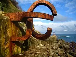 Haizearen orrazia (Wind comb), San Sebastián, Spain