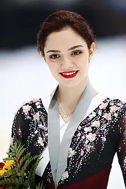 Evgenia Medvedeva at the 2019 CS Autumn Classic victory ceremony