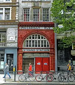 The disused Strand station by Green (1907)