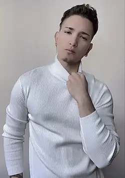 Hajime Waki, Honduran-Japanese singer.