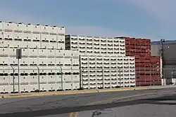 Reusable field bins for fruit