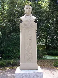 Memorial buste of Eeltje, Grou.