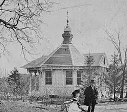 The Comfort Station at Harlem Meer, near the Sixth Avenue park entrance, appears on park maps as early as 1866, and as late as 1944.[42]