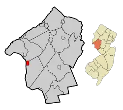 Location of Frenchtown in Hunterdon County highlighted in red (left). Inset map: Location of Hunterdon County in New Jersey highlighted in orange (right).