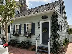 417 East Congress Street, one of the John Ballon properties