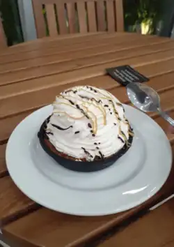A served banoffee pie