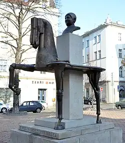 Monument of Jaroslav Hašek (2005)