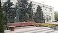 Lenin statue