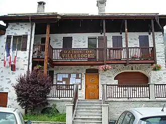The town hall in Villaroger