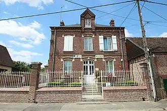 The town hall in Guignecourt