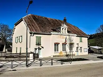 The town hall in Pugey