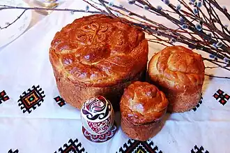 Ukrainian paska bread