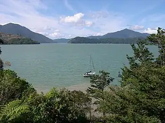 Moetapu Bay in inner Pelorus Sound / Te Hoiere