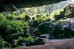 Kitum Cave, entrance