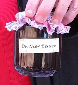 A jar of nièr beurre