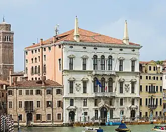 Palazzo Balbi, Alessandro Vittoria, 1582
