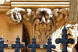 Porch capital, Elizabeth Street by Thomas Wran