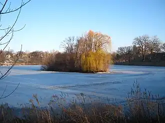 Frozen Powderhorn Lake