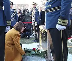 Republic of Kosovo President Jahjaga lays wreath in honor of Slovak KFOR soldiers at the memorial in the Prishtina Central Park