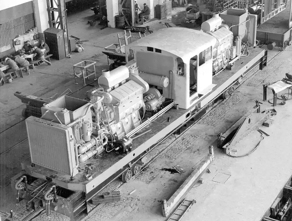 South African Class 61-000 diesel–hydraulic locomotive under construction