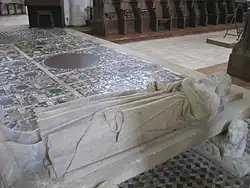 Photograph of the white marble effigy of Philip I