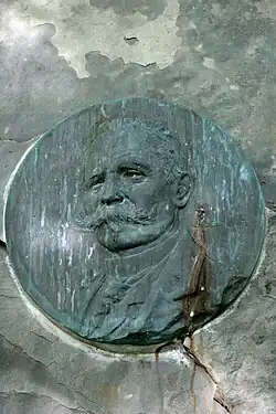 Bronze medallion with Edmond Galoppin [fr]'s effigy by Jean Lecroart